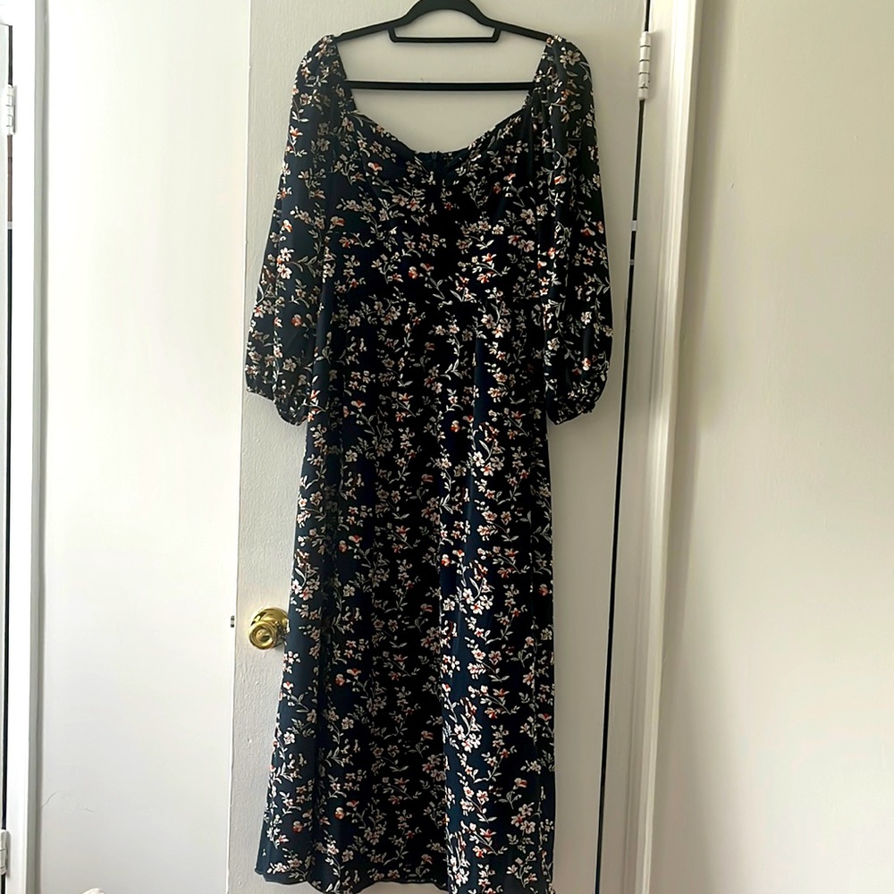 Green fit and flare maxi dress floral cinched bust never worn